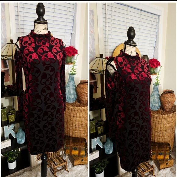 Design Lab Sexy Cold Shoulder Burgandy Burnout Velvet Bodycon Dress. M Fit - Picture 4 of 16